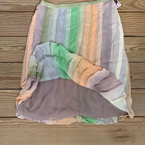 Tahari Pastel Silk A-line Skirt - Picture 2 of 7